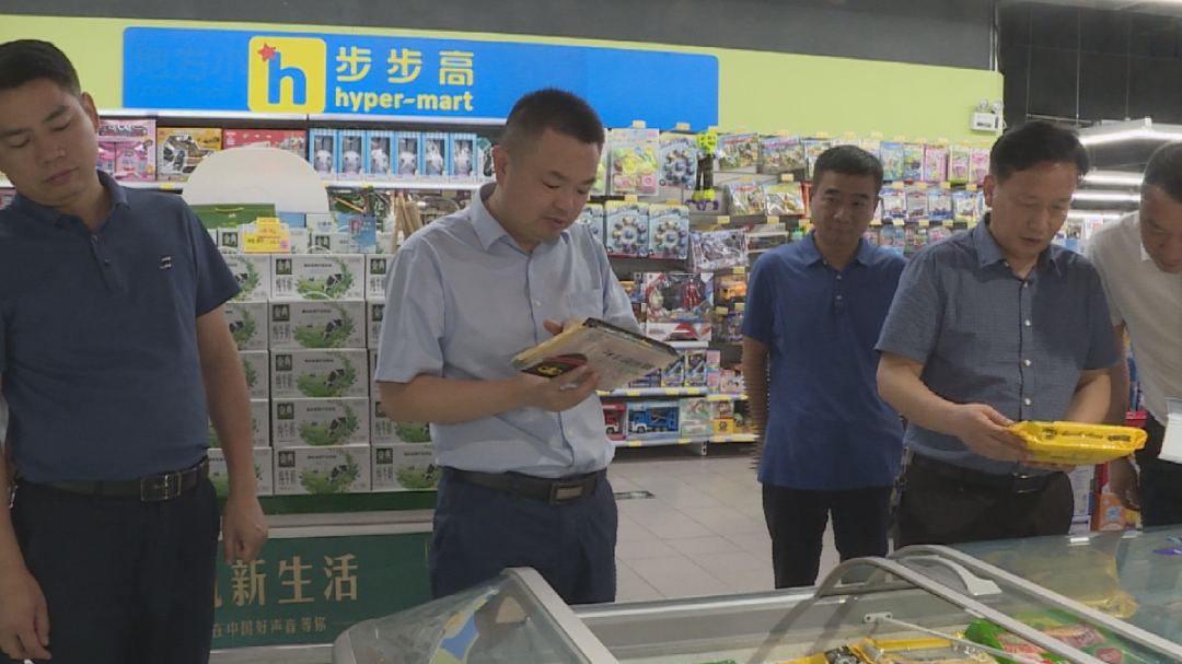 汉寿县领导吴金督导检查国庆节前食品和特种设备安全工作