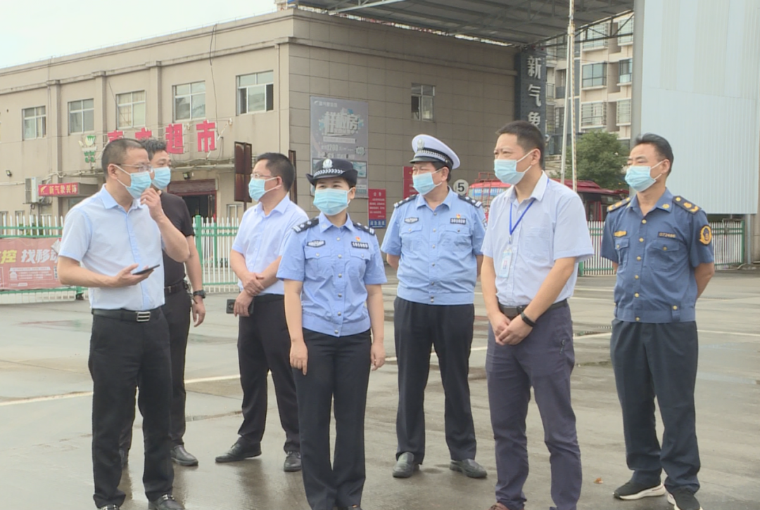 汉寿县开展国庆节前道路交通安全检查