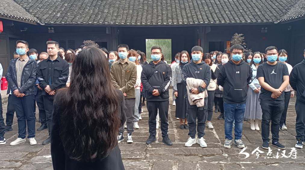 汉寿县第17期青干班全体学员赴烈士陵园、帅孟奇故居开展现场教学