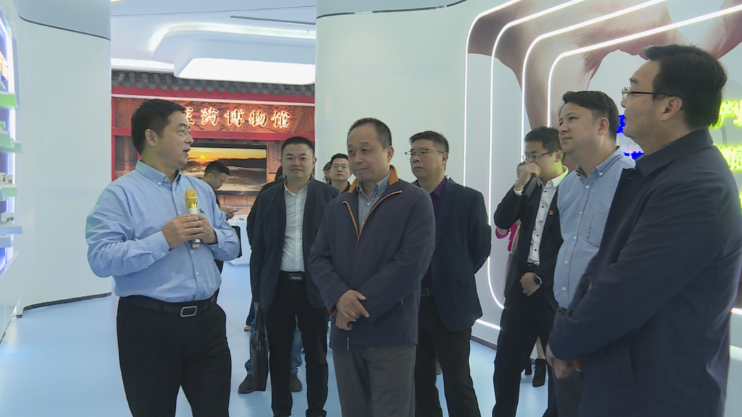 中国证监会湖南监管局副局长戚力一行来汉寿调研康普药业上市工作