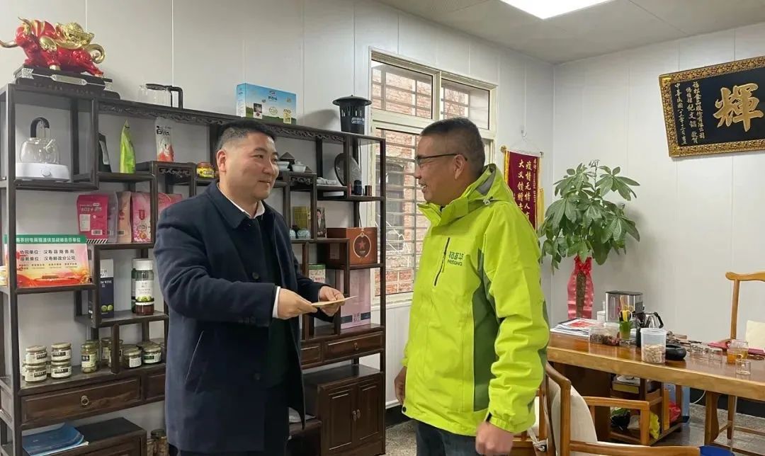 汉寿县领导杨戊走访慰问在汉台资企业