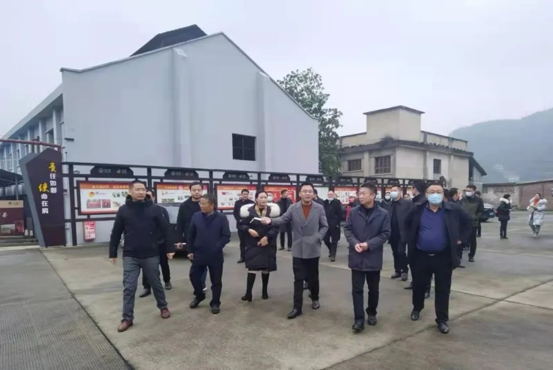 汉寿县领导朱正权率乡村振兴专题研讨班成员到益阳、岳阳考察学习