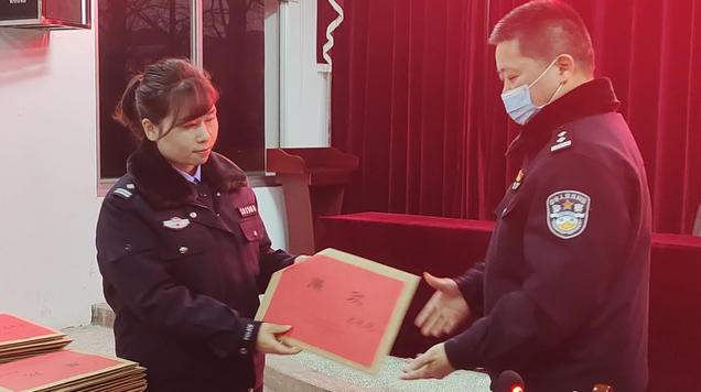 【平安汉寿】新春有好礼：年关将至，汉寿县公安局党委送上“廉政大礼包”