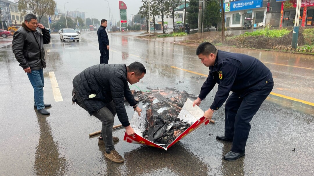 汉寿县城管执法局：传承“雷锋”精神   螺丝钉般铆在岗位