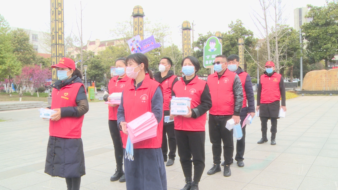 汉寿：开展“罩顾自己、保护他人”志愿服务活动
