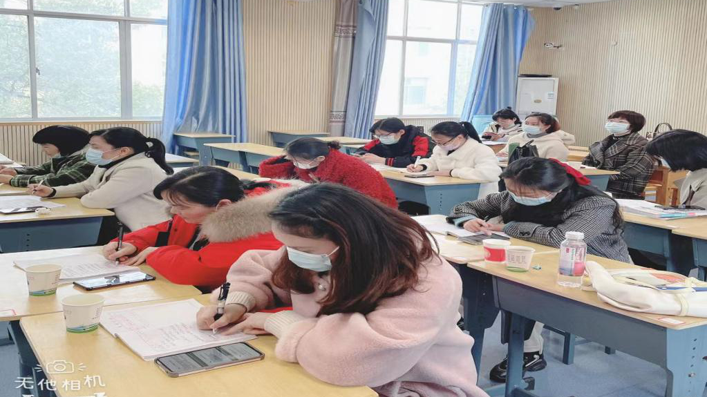 湖南省刘元梅初中语文工作室 精品课教学设计与录制研讨会顺利举行