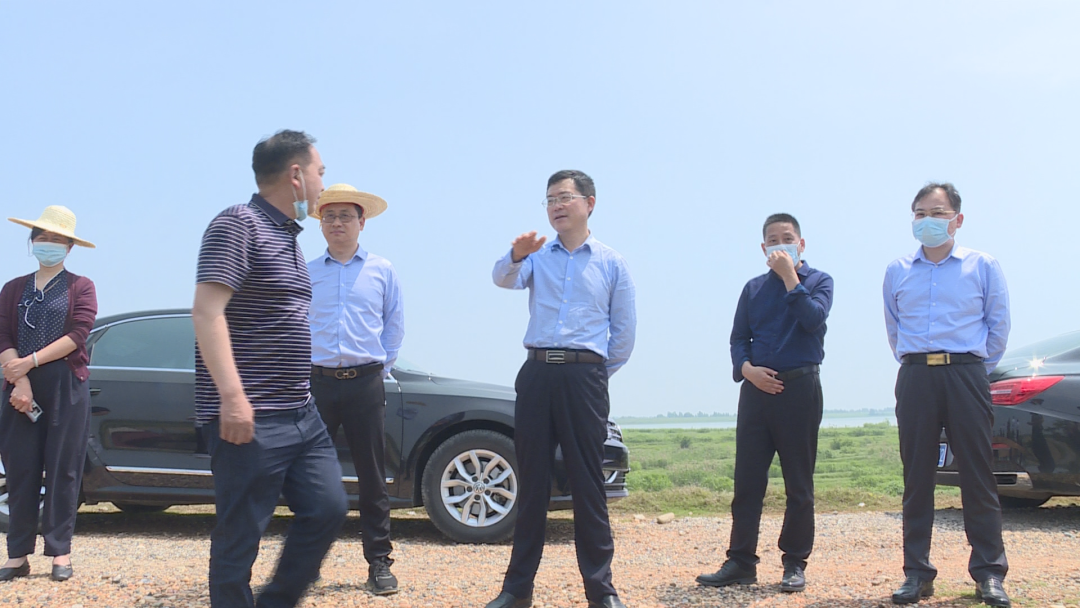 汉寿县领导到沅南垸一线调度防汛备汛工作