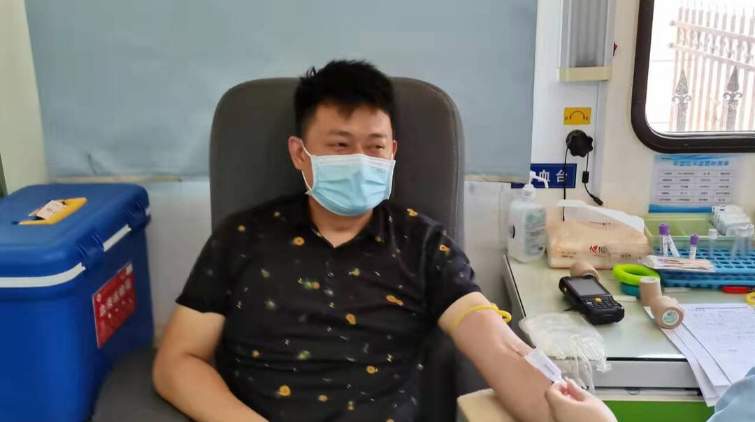 龙阳街道：义务献血，珍爱生命