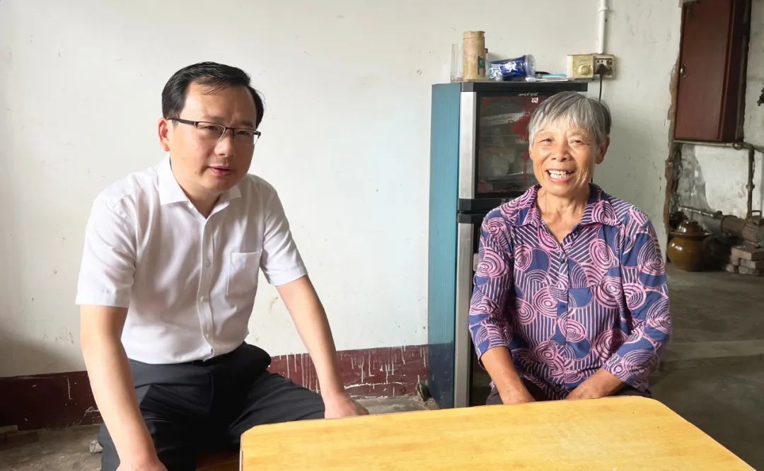 王时雨开展巩固脱贫攻坚成果“大走访”暨巡河活动