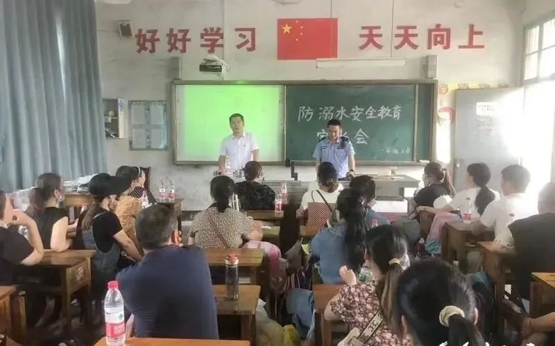【防溺水】汉寿多个乡镇学校强化“防溺水”宣传，并设置急救竿