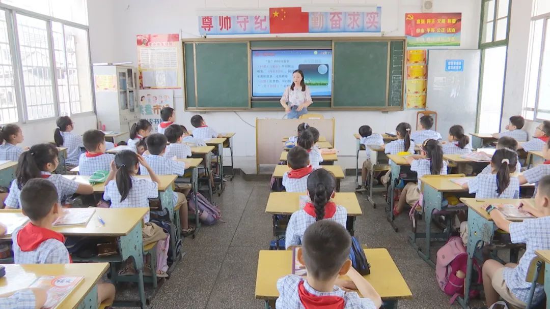 东正街小学教师龚桢：人生不设限 未来犹可期