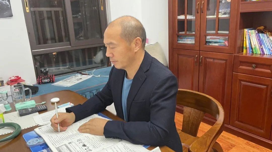 周国章：有挑战才会有出路