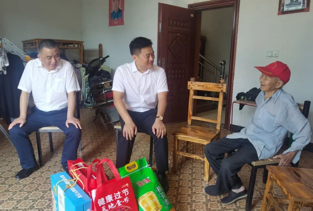 【网络中国节·重阳】汉寿县领导开展国庆重阳双节走访慰问活动