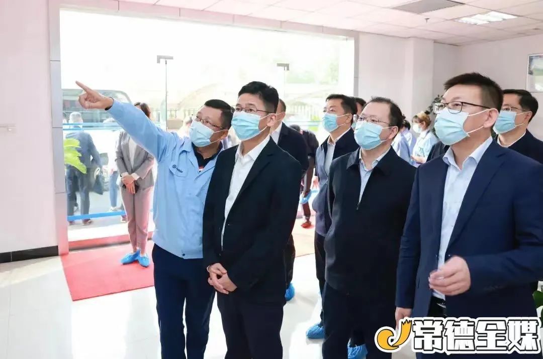 曹志强、周振宇调研常德市新能源与新能源汽车、电子信息产业
