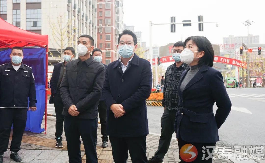 【防疫前沿】周功表督导疫情防控工作并召开视频调度会