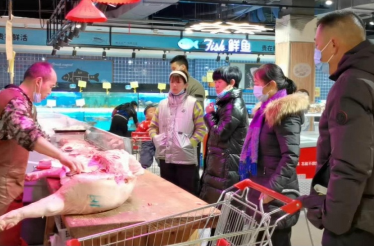 金湾超市：民生保供 货源充足