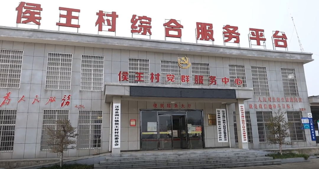 【新春走基层】新春祝福早送到 高龄老人乐开怀