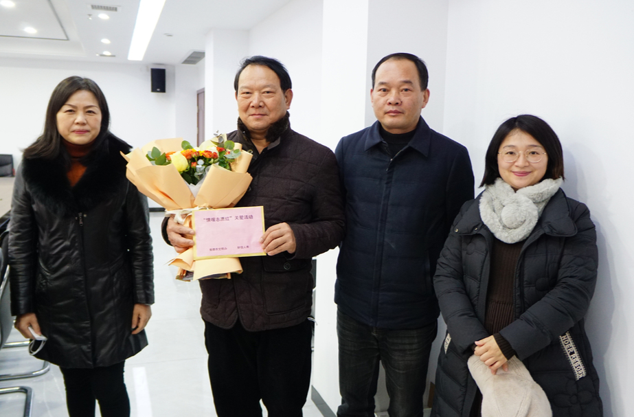 市委宣传部来汉寿慰问“湖南好人·最美生态环境保护者”刘克欢