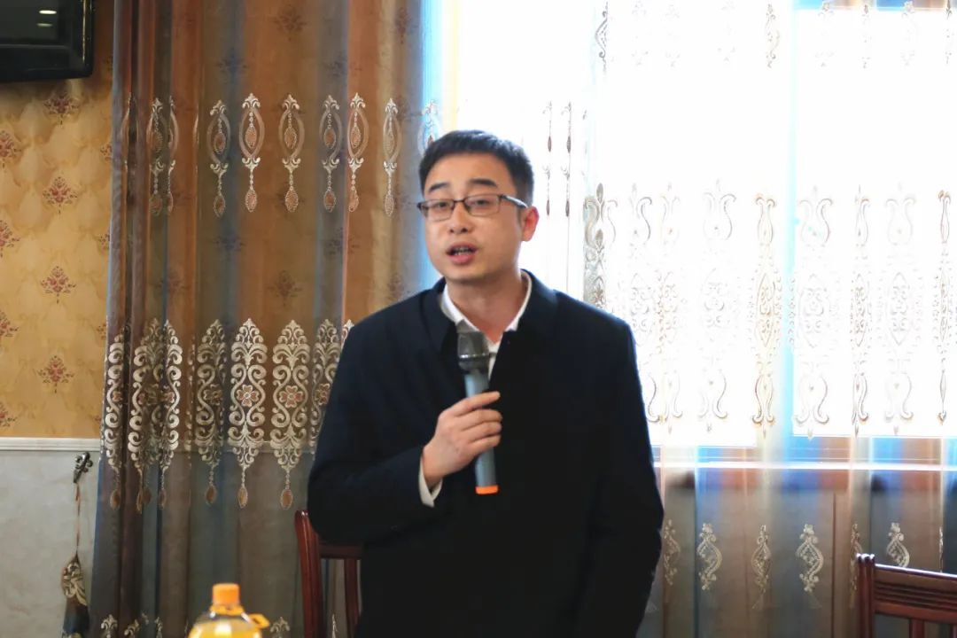 【新春走基层】县委组织部开展“同吃年夜饭 忠心感党恩”主题党日活动