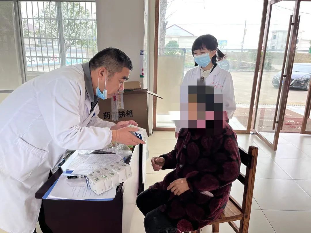 汉寿县：上门送医送药 温暖特殊群众