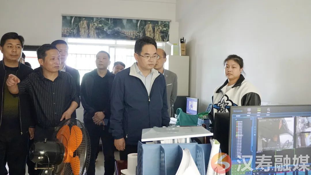 【打好安全生产巩固提升仗】周功表在督导检查安全生产工作时强调：要以如履薄冰、如临深渊的心态抓细抓好安全生产工作