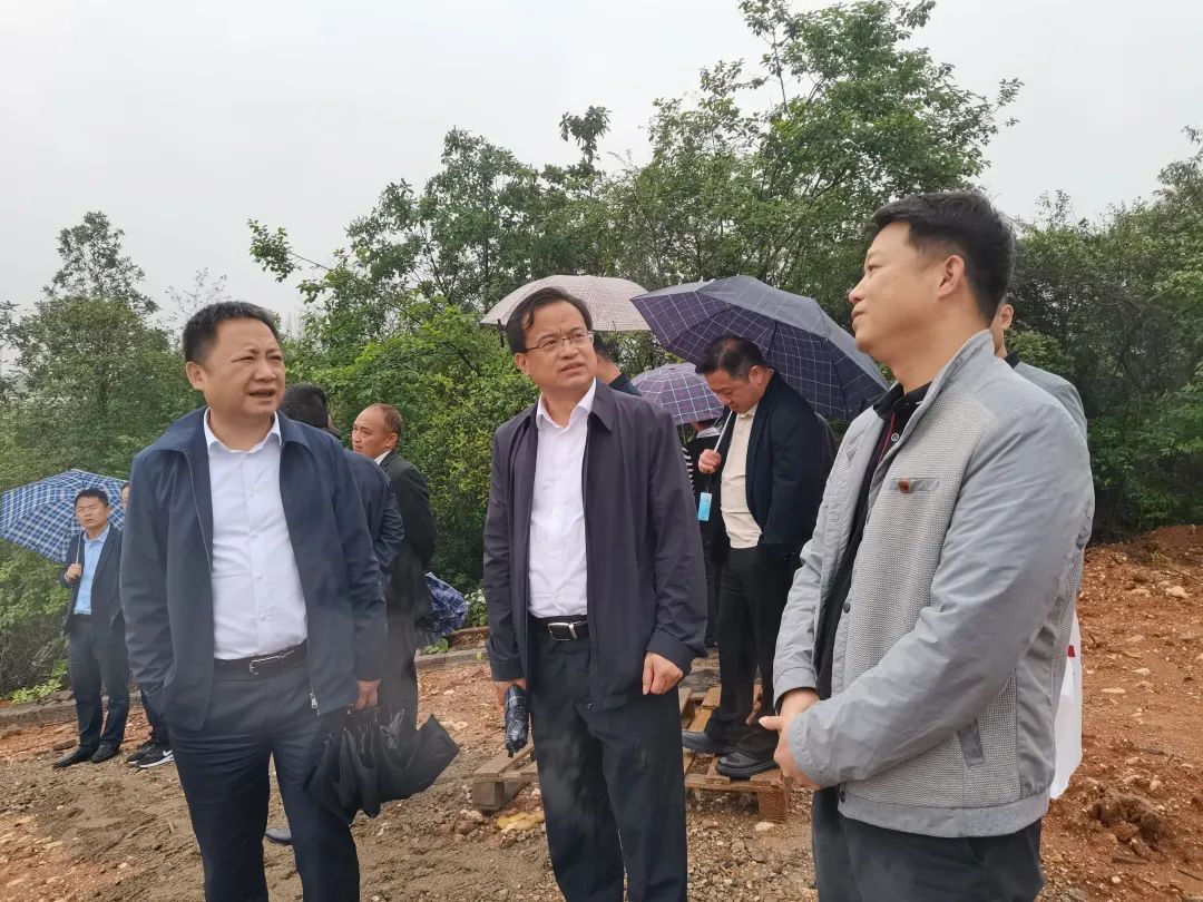 省发展改革委调研组来汉寿开展“三送三解三优”专题调研