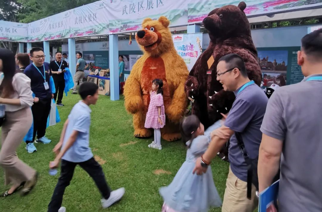 省市领导点赞桃花源文化旅游节汉寿县展区文旅“共融”特质凸显