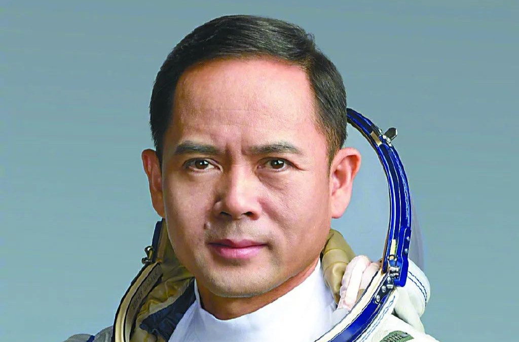 “天宫”出差归来，这位湖南伢子在家乡圈了一大波“粉”