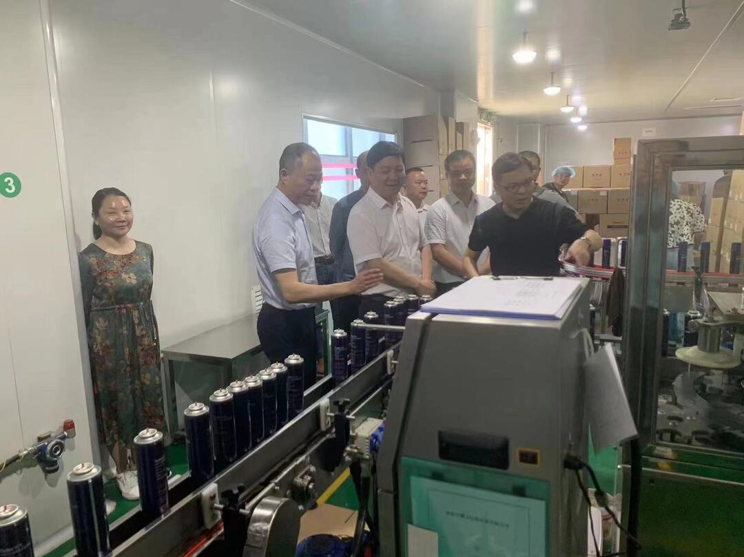 县领导余其斌赴珠海考察