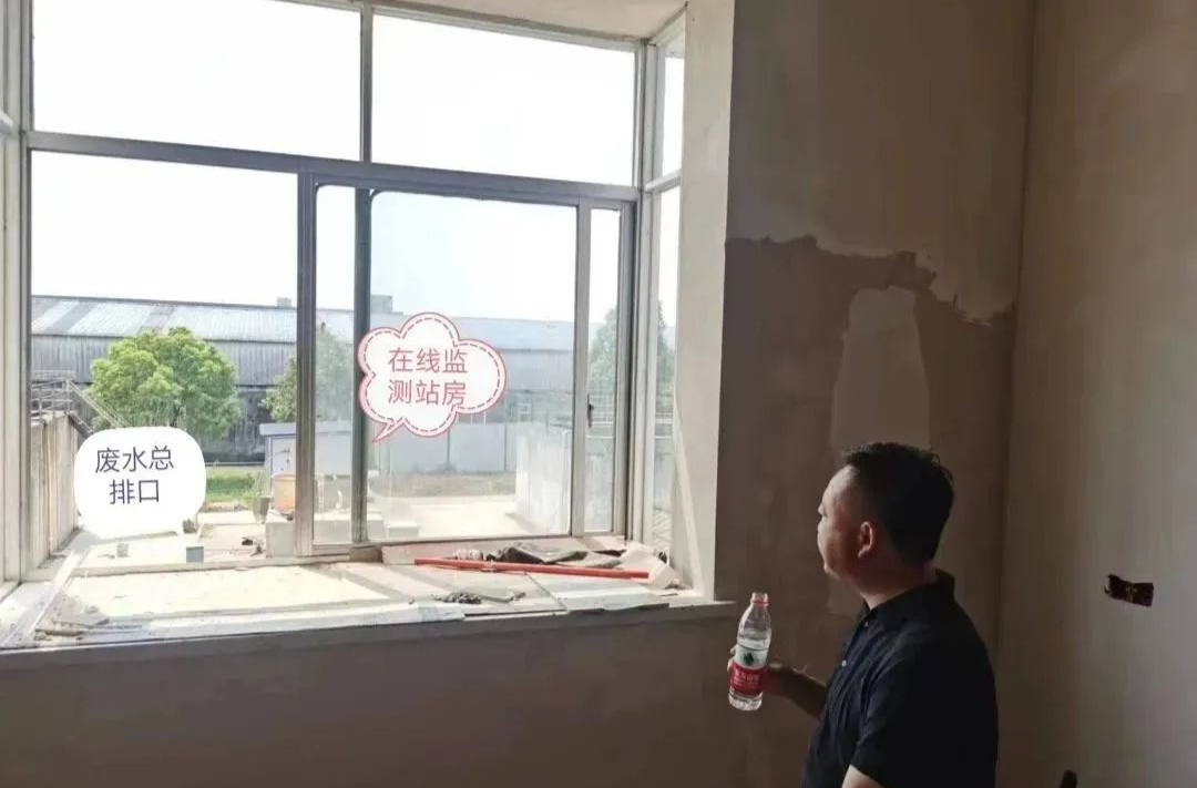 “四不两直”头条 | 蹲守八小时，这家企业涉嫌违法被抓现行！