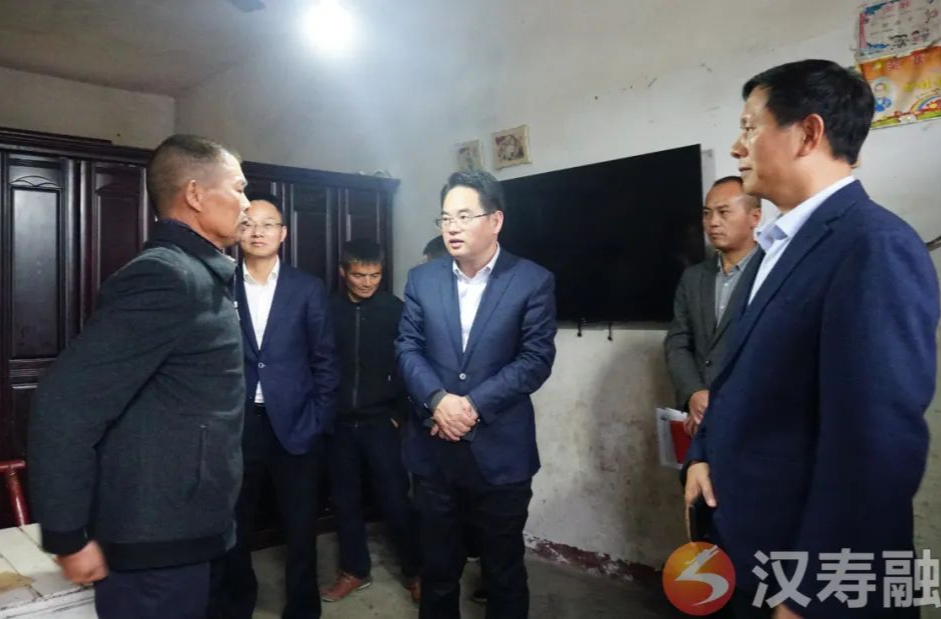 周功表督导巩固拓展脱贫攻坚成果同乡村振兴有效衔接工作