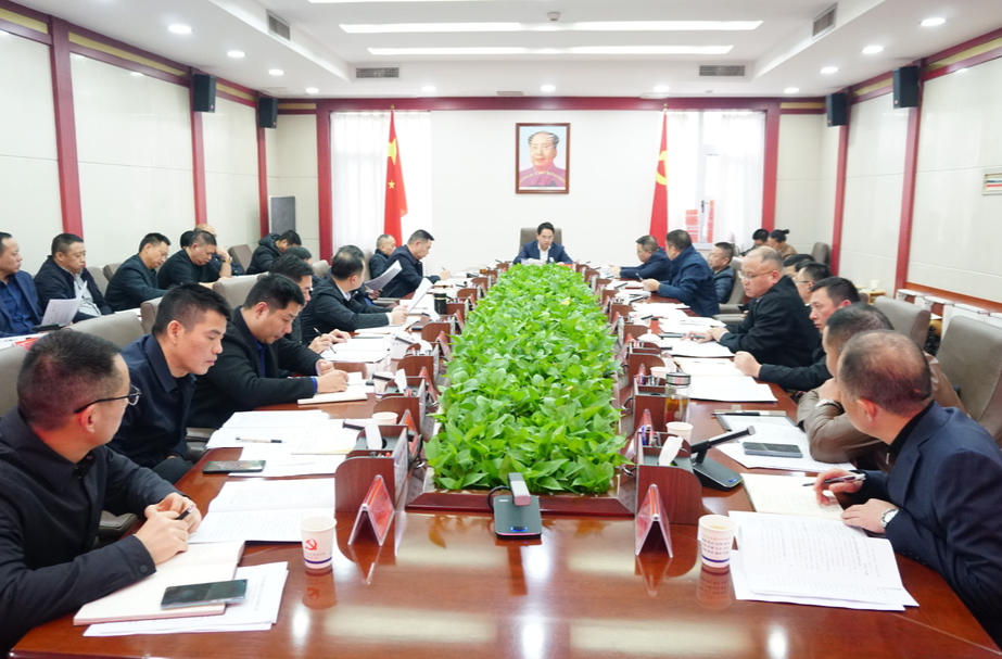 周功表在全县重点项目建设工作调度会上强调：要以项目建设之“进”夯实经济发展之“稳”