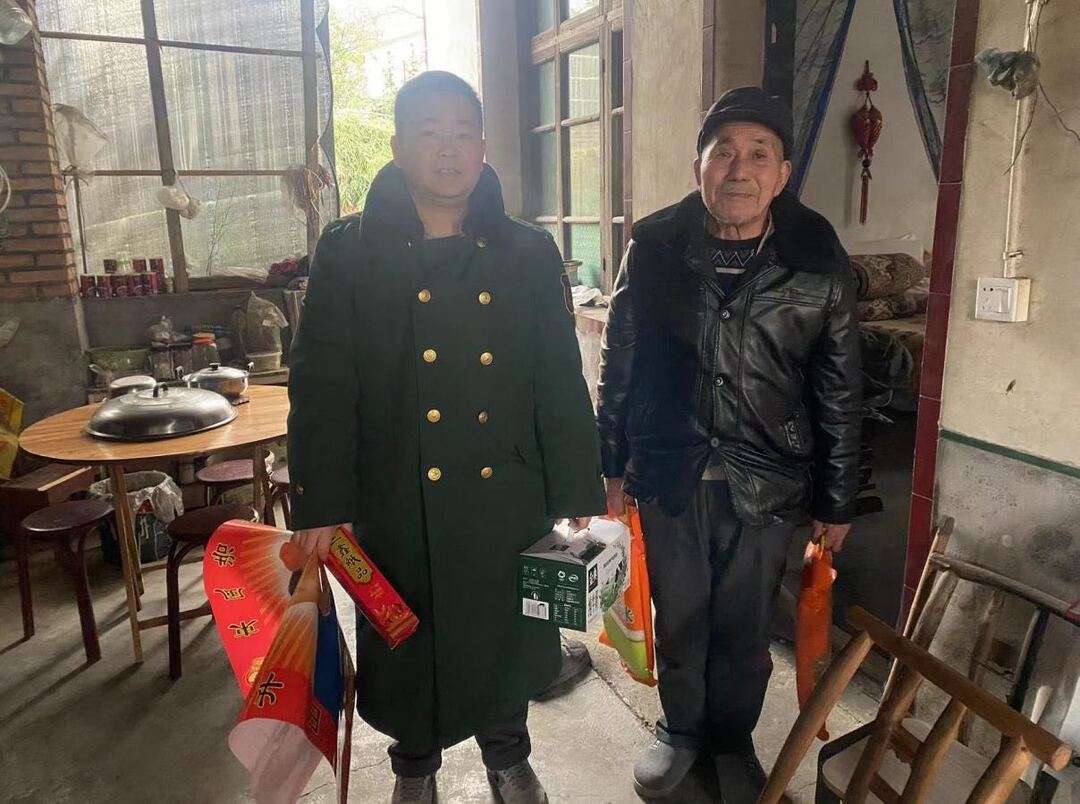 汉寿县沧浪街道开展新春慰问活动
