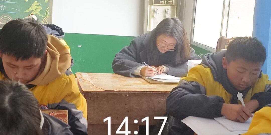 汉寿县詹乐贫中学开展师生同考活动