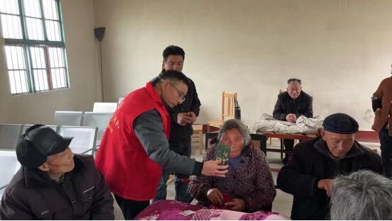 汉寿县坡头镇：养老认证“送”上门  敬老服务暖人心