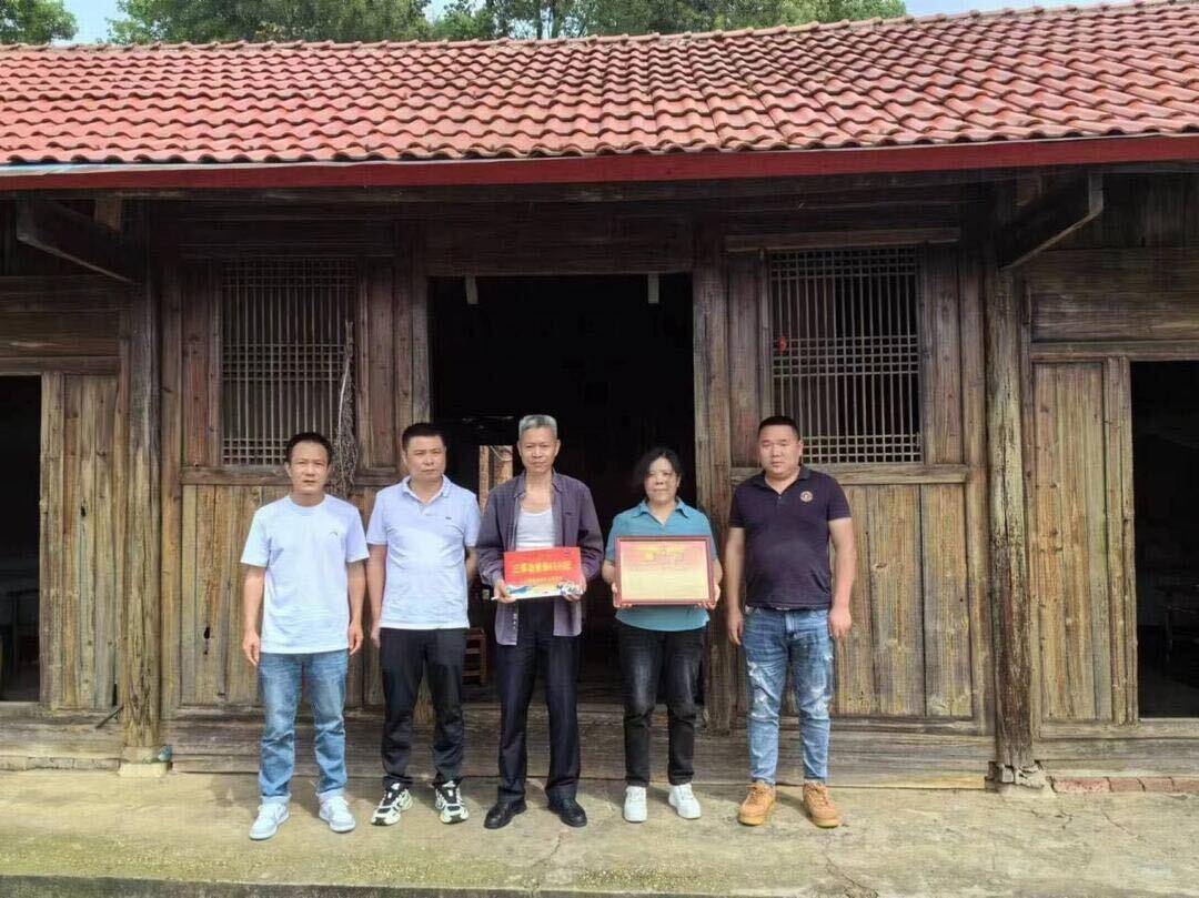 汉寿县太子庙镇：立功喜报送上门 激励士气暖人心