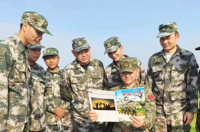 汉寿县岩汪湖镇民兵应急排开展学习活动