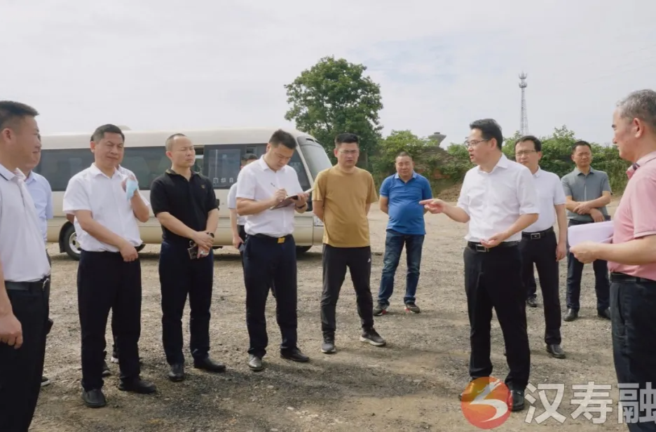 周功表在调研蒋家嘴镇工业发展时强调：要锚定“三个高地”、推进“二次创业”，为全市高质量发展贡献汉寿工业力量