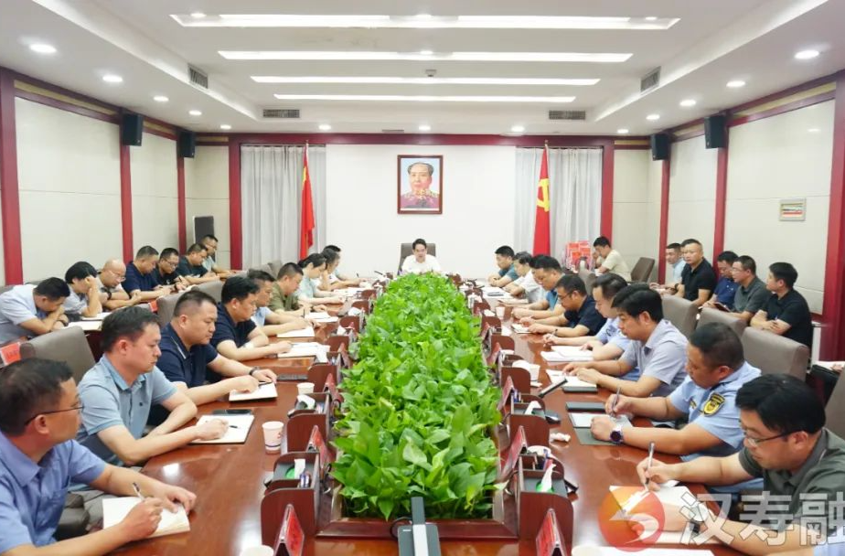 周功表在汉寿县高水平安全工作会上强调：以周全至极的准备来应对消防、交通、施工等重点领域的安全工作