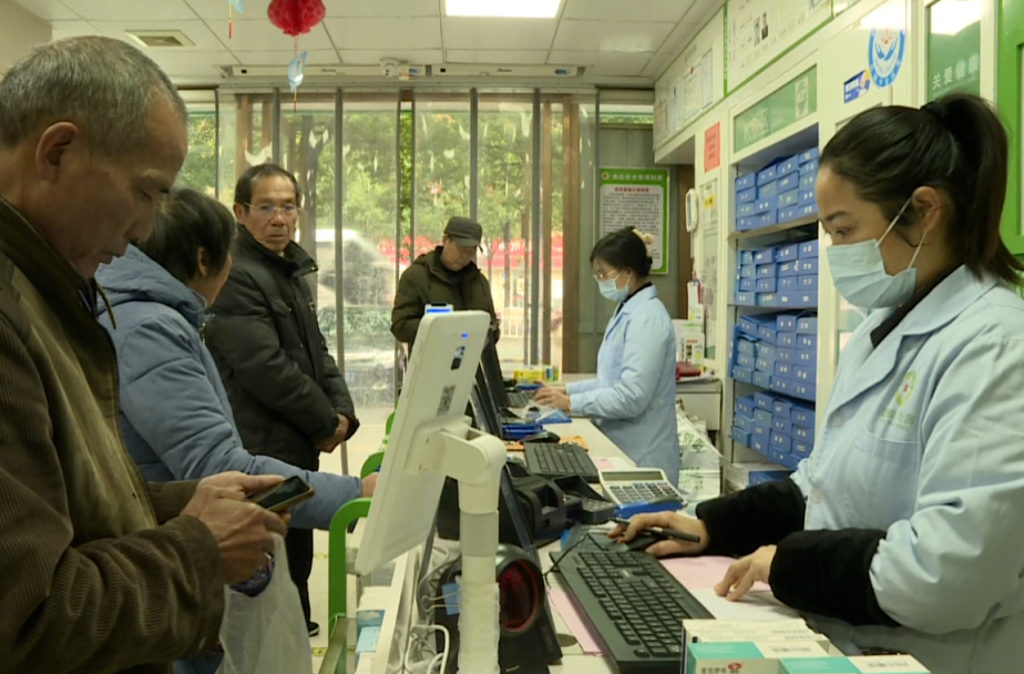 汉寿：门诊慢特病复审“帮代办” 真情服务暖人心