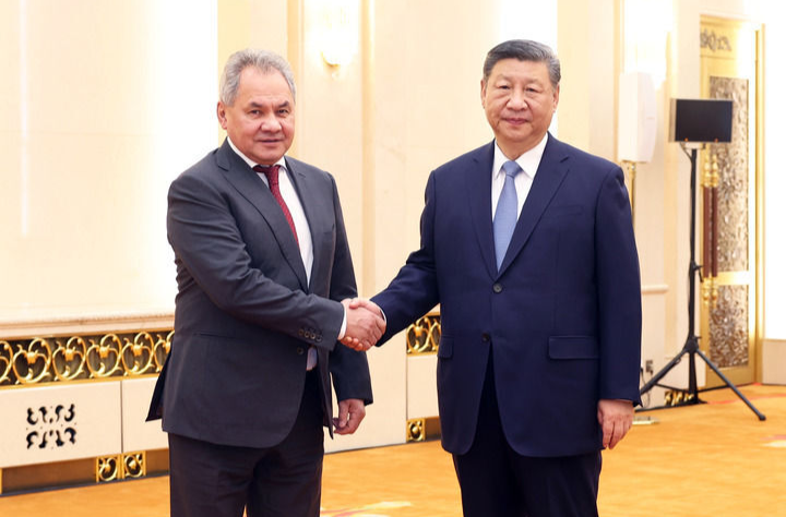 习近平会见俄罗斯联邦安全会议秘书绍伊古