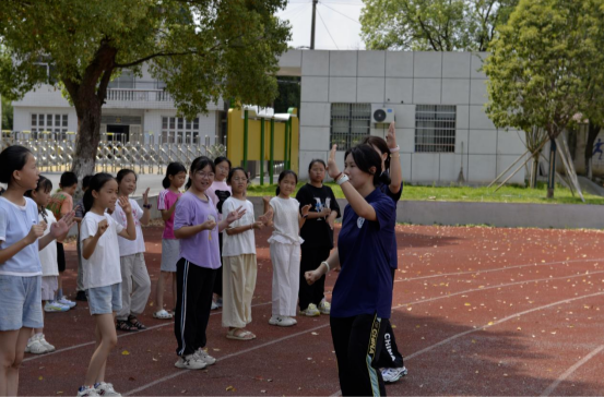 “跨院協(xié)作聚合力，體教科教共賦能”：湖南師范大學(xué)實(shí)踐團(tuán)聯(lián)動(dòng)，學(xué)科交叉助力鄉(xiāng)村兒童成長(zhǎng)