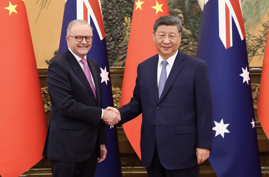 习近平会见澳大利亚总理阿尔巴尼斯