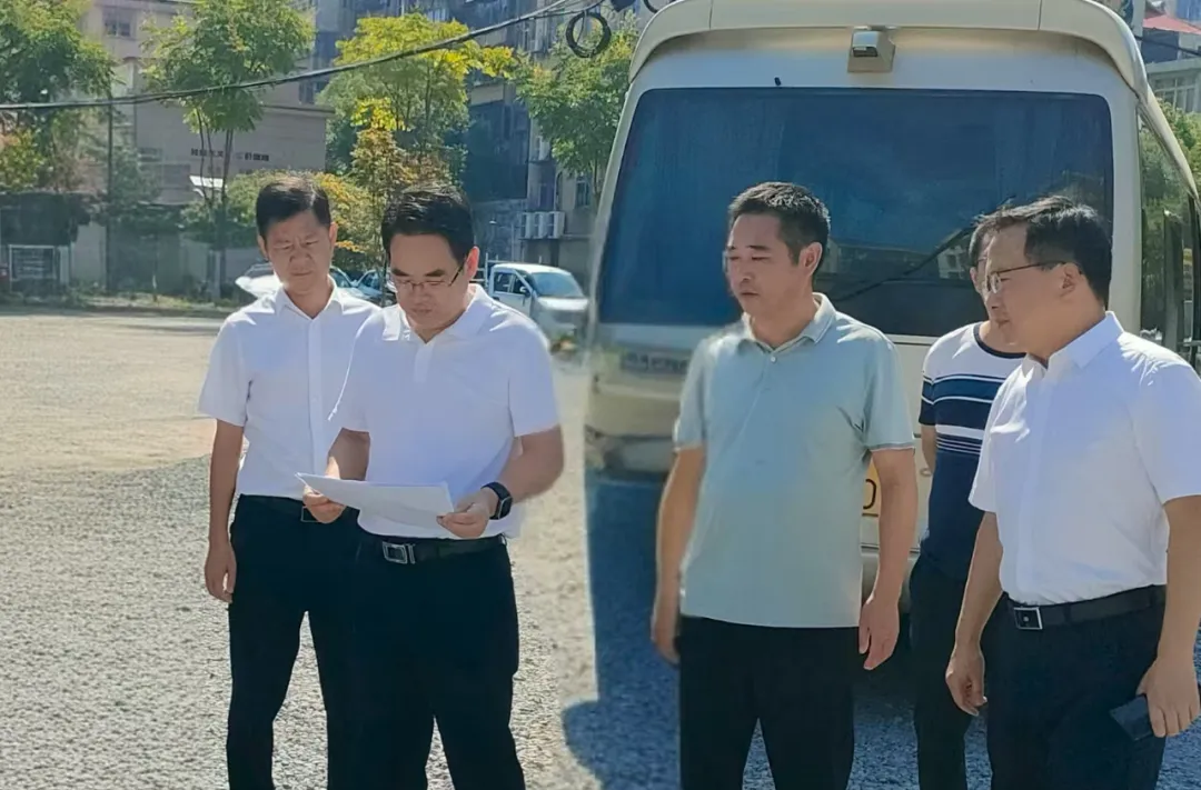 周功表实地调研“活力汉寿”建设项目及老旧小区改造工作时强调：要高标准高质量推进城市建设，不断提升民生福祉