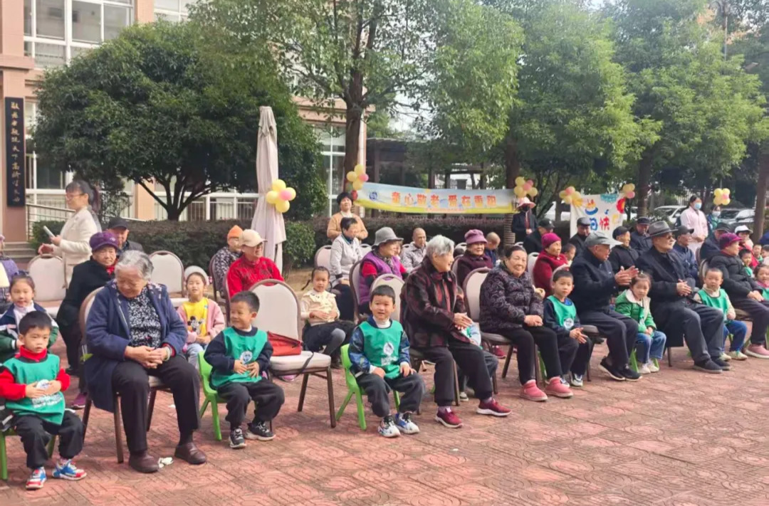 汉寿新乔幼儿园：童心暖重阳 孝亲润初心