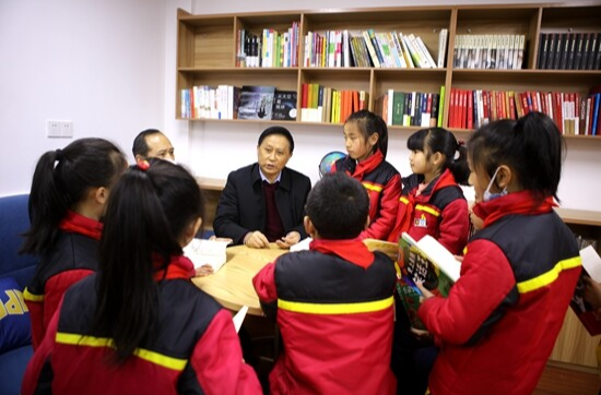 好评中国丨激活“银发力量”，书写敬老爱老时代答卷