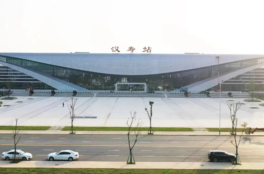 汉寿直连成渝 渝厦高铁直达汉寿