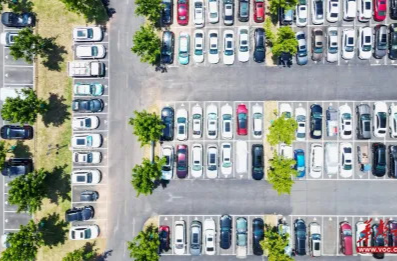 【新春走基层】全域免费停车，“小”泊位托起“大”幸福