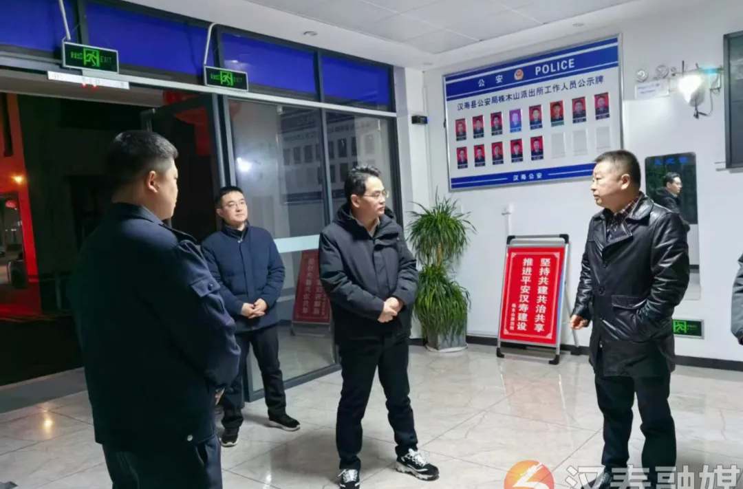 周功表督导检查大气污染防控和春节值班值守工作