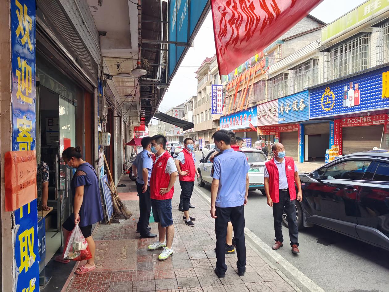 朱家铺镇：烈日下的最美“志愿红”